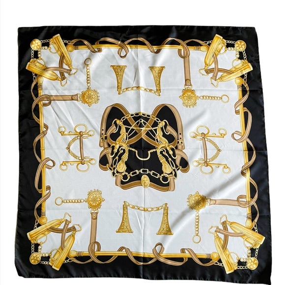 Vintage Gina Tricot Square Scarf - Picture 3 of 4